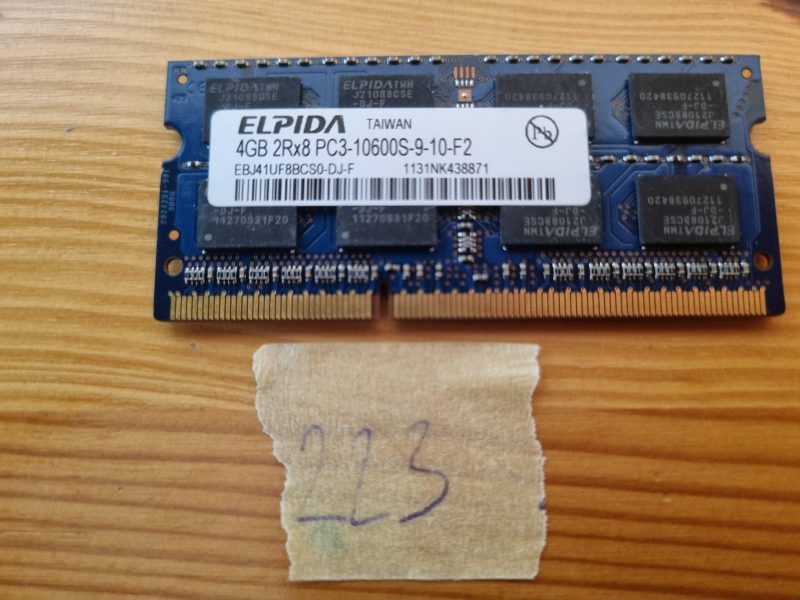 ELPIDA 4GB x1 2RX8 PC3-10600S-9-10-F2 EBJ41UF8BCS0-DJ-F 204PIN SODIMM 1333MHZ