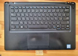 E5480 Laptop PalmresT