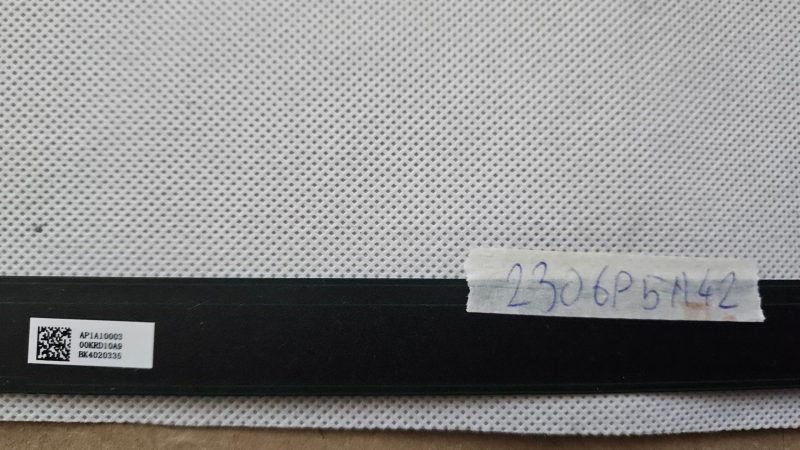 Lenovo ThinkPad X1 Carbon 7th 8th Gen LCD Bezel Replacement - Genuine Part - 5M10Y34503 - Image 3