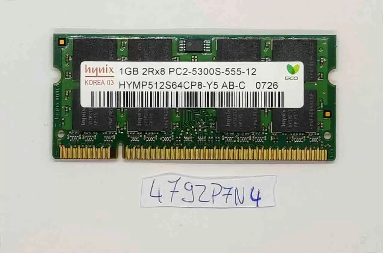 HYNIX 1GB PC2-5300S-555-12 Memory Module for Fujitsu Siemens Esprimo V5515