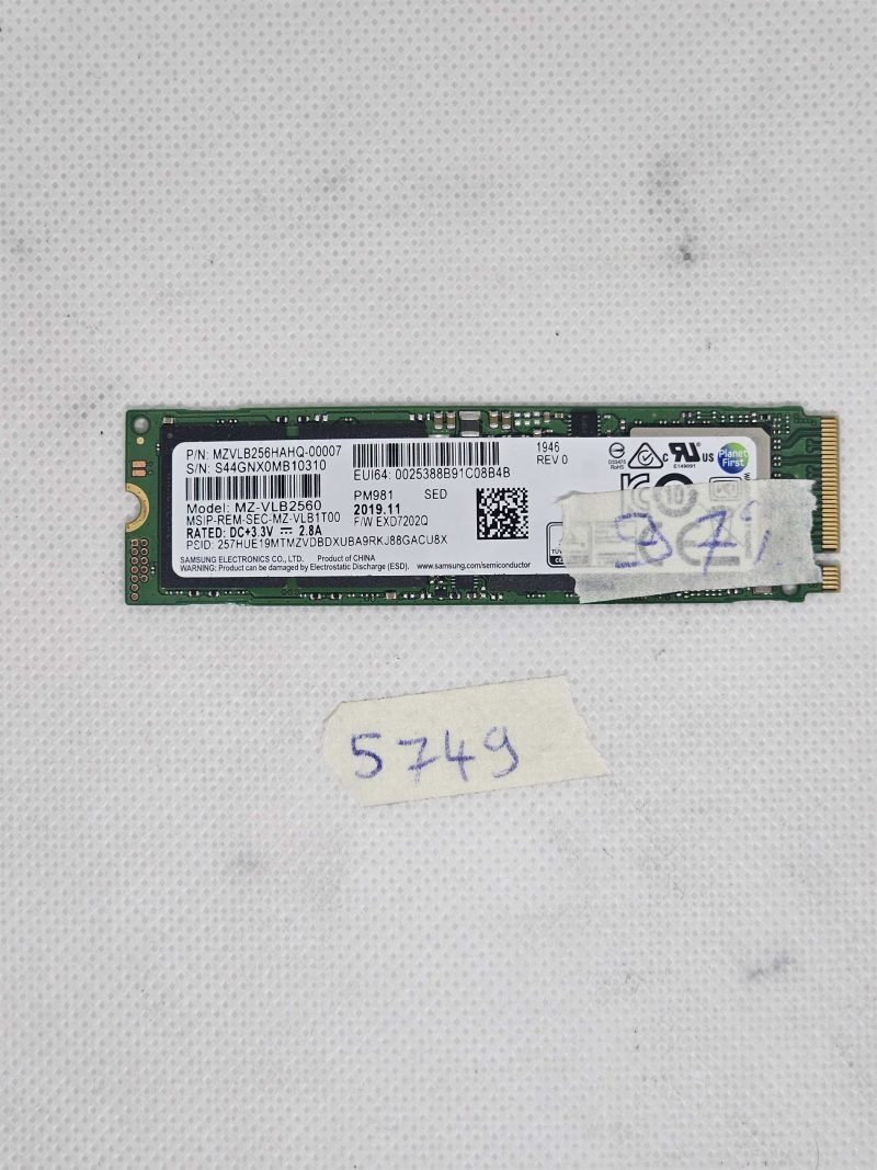 Samsung PM981 256GB M.2 2280 NVMe PCIe 3.0 x4 SSD – High-Speed Laptop Storage Upgrade