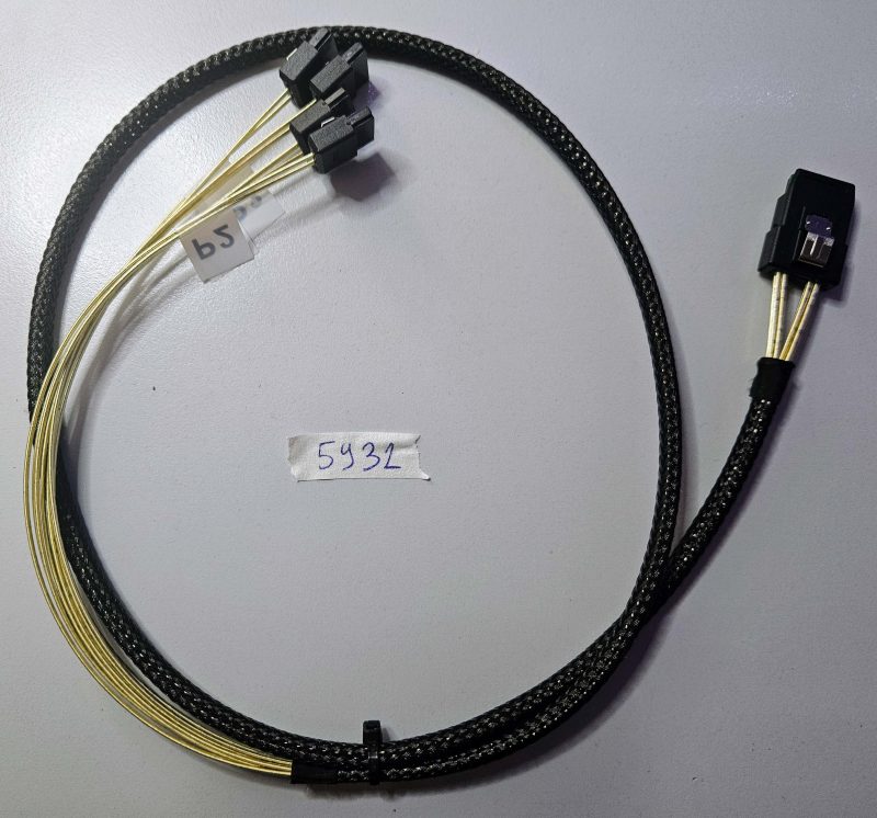 Mini SAS SFF-8087 to 4x SATA 7Pin 0.5M Cable – SSD HDD Adapter – Laptop Parts
