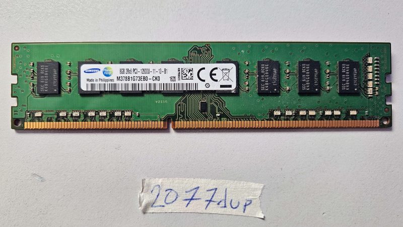 8GB Samsung M378B1G73EB0-CK0 DDR3 1600 MHz PC3-12800U Desktop RAM CL11 240-Pin