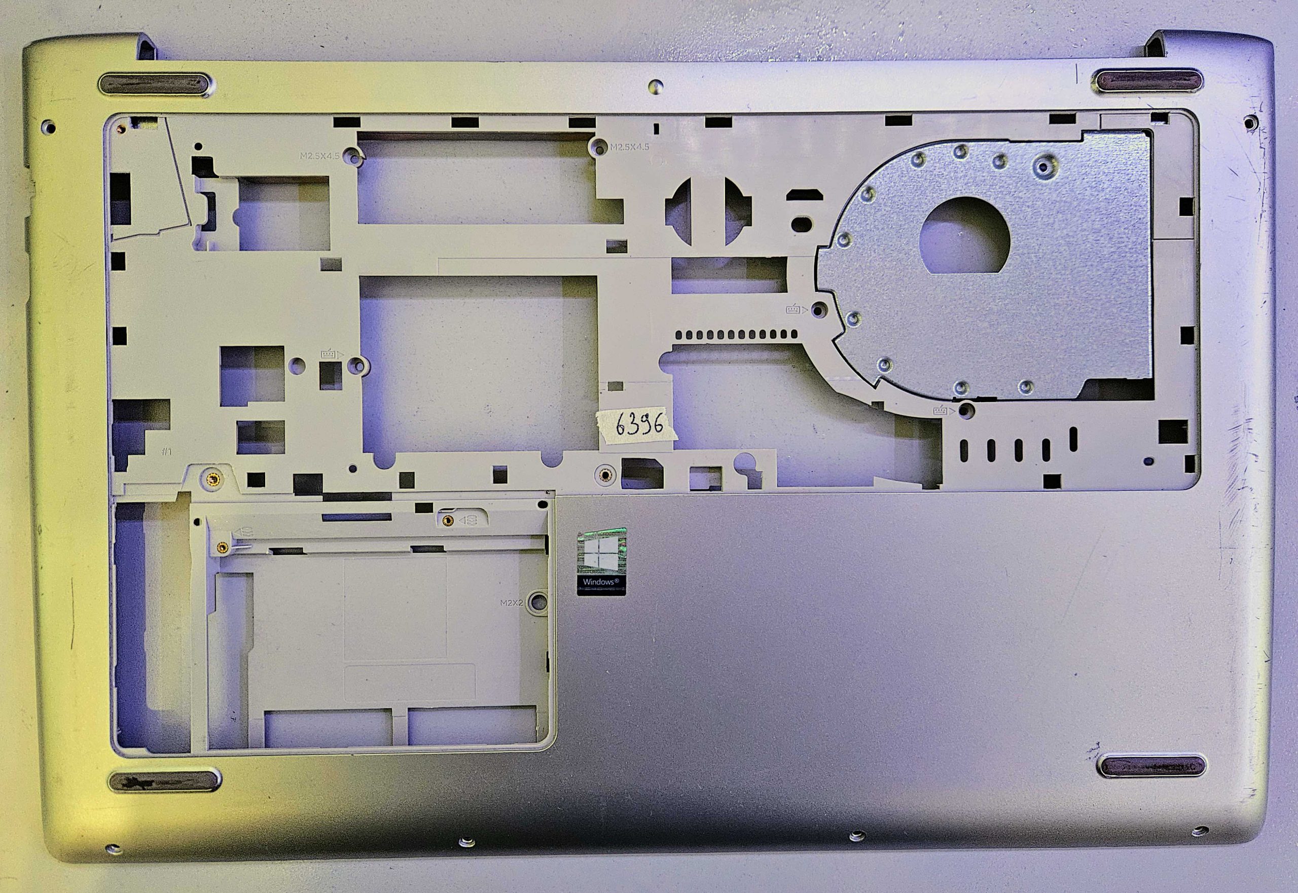 HP ProBook 450 G5 Palmrest Cover Base | Laptop Parts Replacement Europe & Worldwide